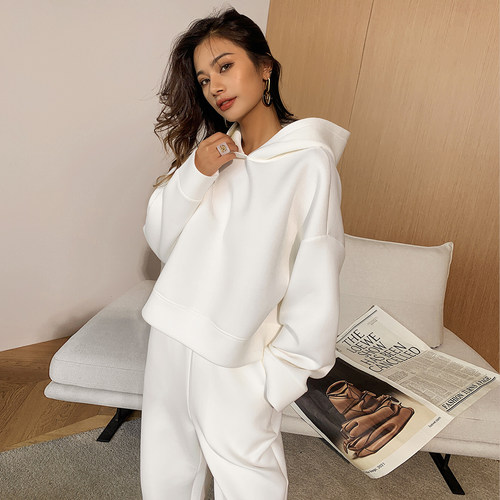 秋冬白色休闲套装连帽卫衣