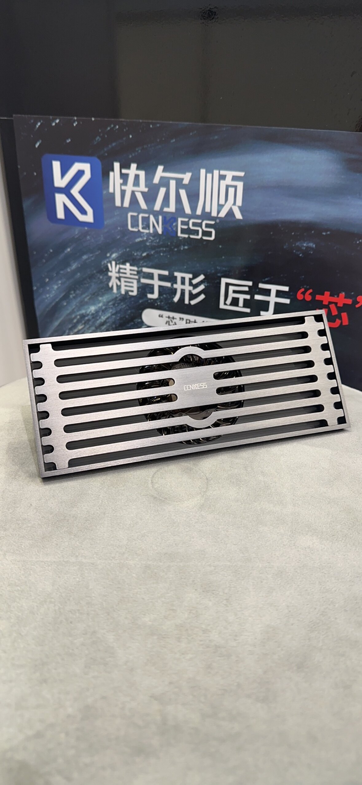 枪灰卫生间不锈钢长地漏加长大排量长条形防臭排水槽淋浴房长方形