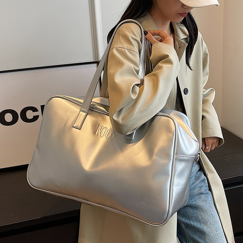 潮牌通勤女日系大容量旅行包时尚
