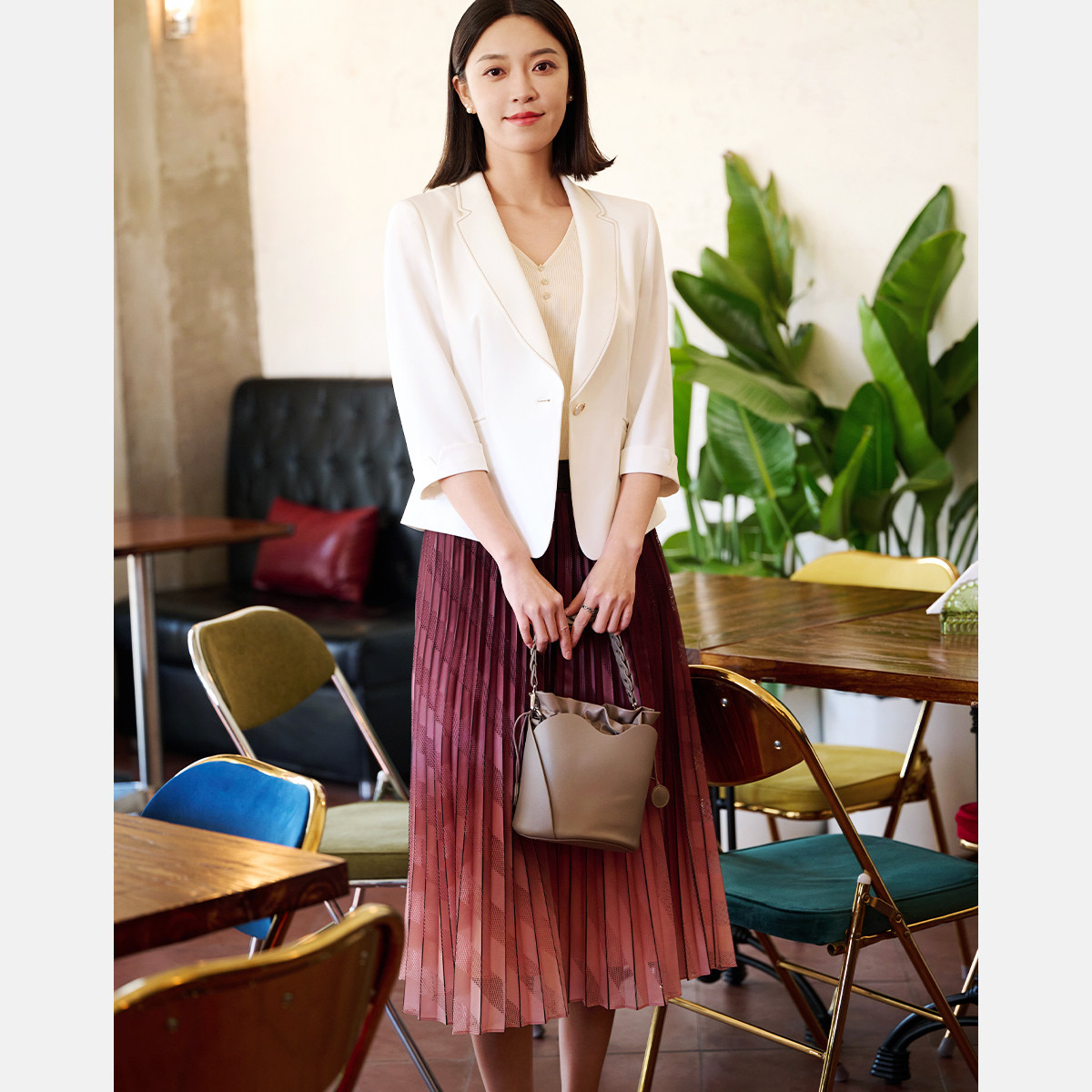 皮尔卡丹女装26年春季新款粉红色百褶时尚长半身裙P51184S5007F3,女装/女士精品,半身裙,淘宝优惠券,粉丝福利购,淘宝优惠卷