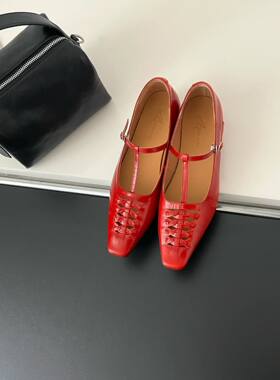 gelly2026新款法式复古气质浅口配裙子编织镂空T字玛丽珍鞋单鞋女