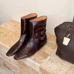 gelly秋冬新款韩版尖头低跟皮带扣套筒短靴子小方头切尔西马丁靴