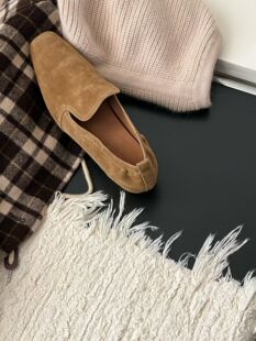 gelly真皮法式复古方头粗跟浅口单鞋女2025年新款舒适软底乐福鞋