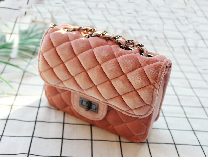 韩国绒女包斜挎包手机包菱格儿童斜挎包