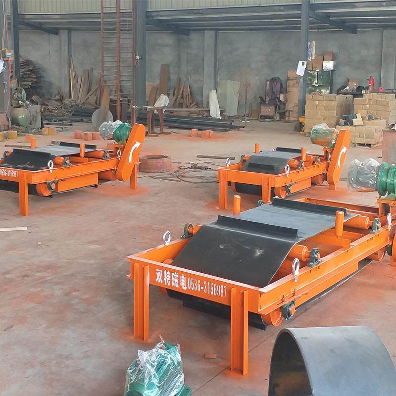 自卸式永磁除铁器建筑垃圾带式除铁器悬挂大磁铁RCYD除铁设备