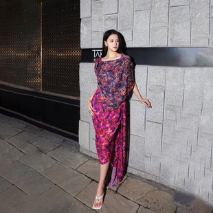 潮奢垂坠新中国风花色法式复古不对称连衣裙夏2023新款设计感长裙