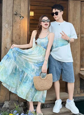三亚度假风蓝色碎花吊带连衣裙女情侣装夏季长裙一裙一衣高级感