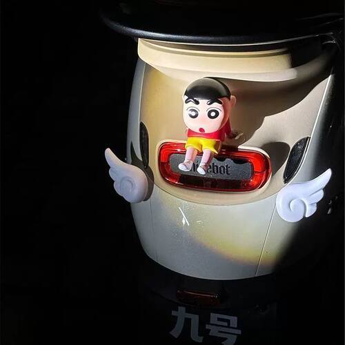 小公仔踏板摩托车装饰卡通车载摆件电动车电瓶车一整套
