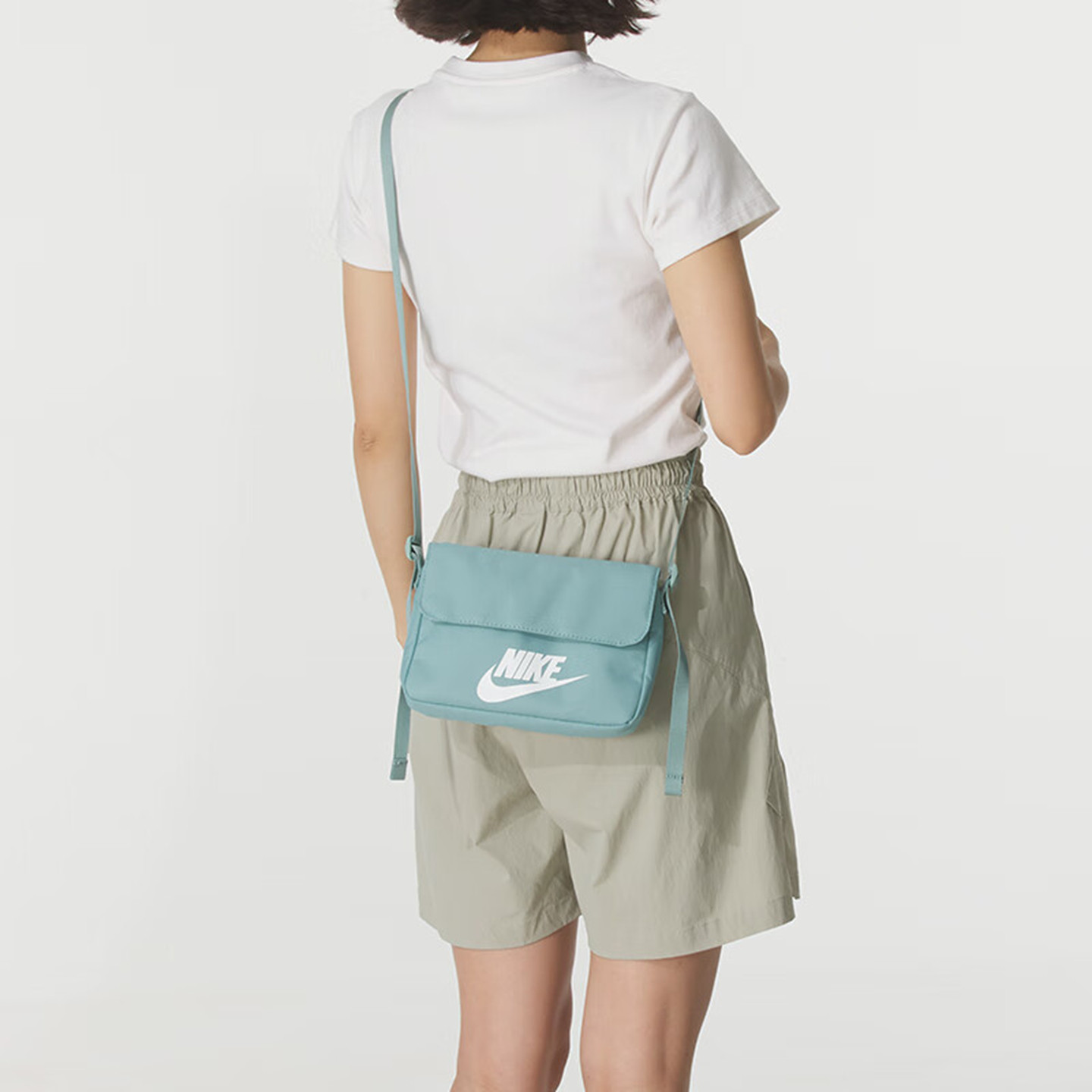 Nike耐克女款单肩包斜挎包