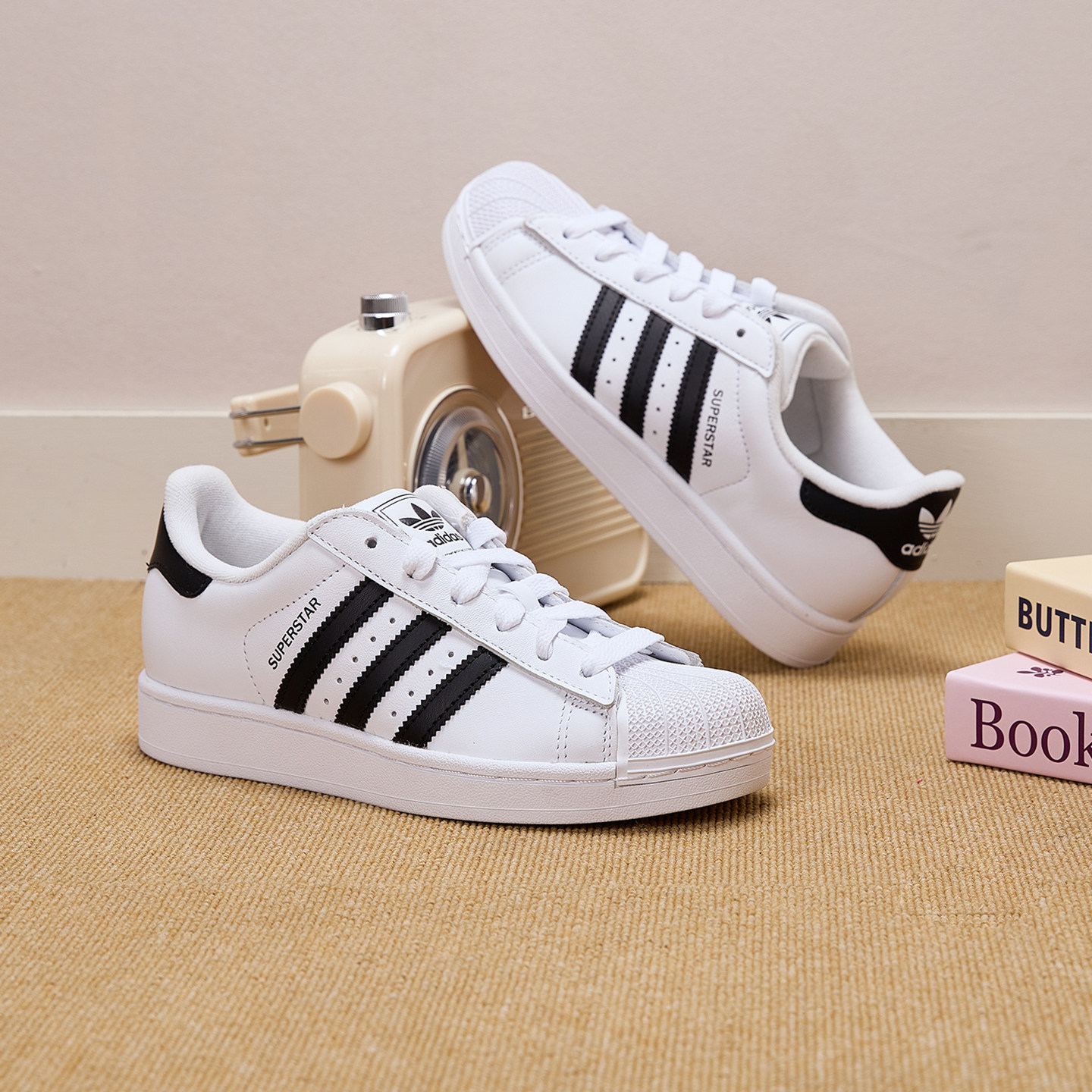 Adidas阿迪达斯女鞋贝壳头板鞋