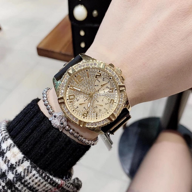 代购guess时尚黑金w1160l1硅胶表带镶钻大表盘三眼石英情侣手表