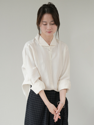 远家平纹竹节面料翻领衬衫衬衣