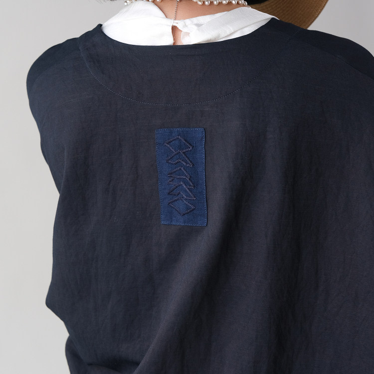 远家草木染蓝染刺绣圆领