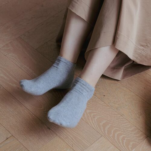 远家棉弹裸感短袜中筒袜