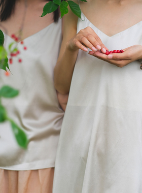 远家V领真丝吊带内搭背心短长款打底法式慵懒无袖上衣LT2618限量