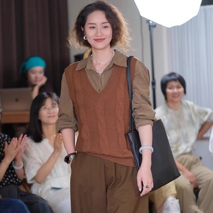 远家美利奴羊毛德绒发热纤维复古V领绞花毛衣背心叠穿休闲Y-310限