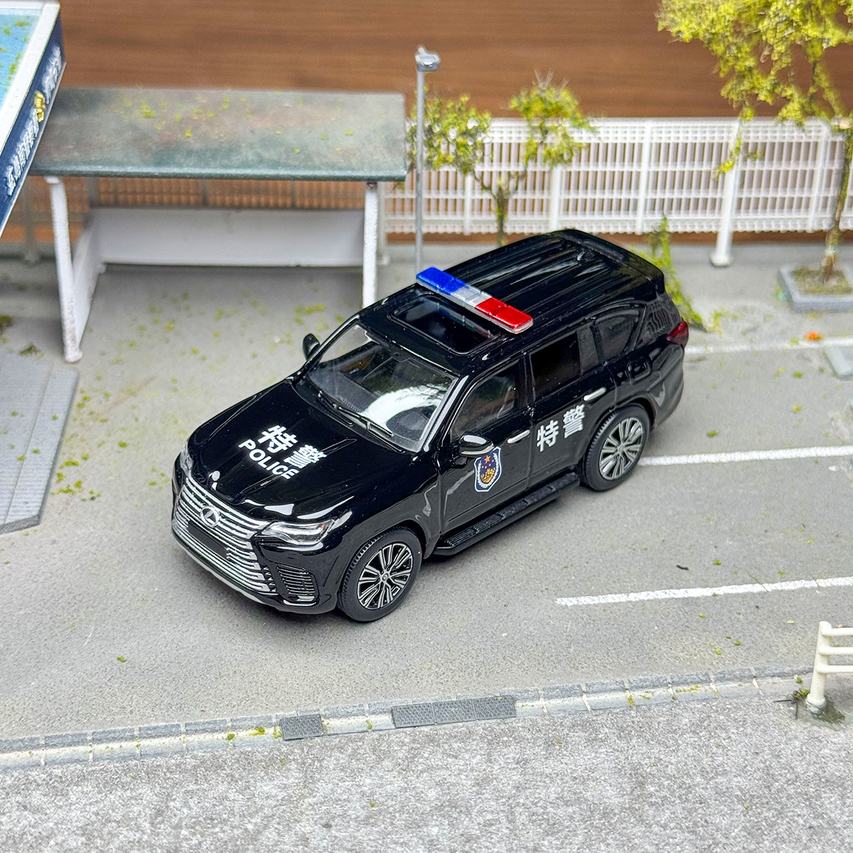 麦思迪1：64雷克萨斯合金车模