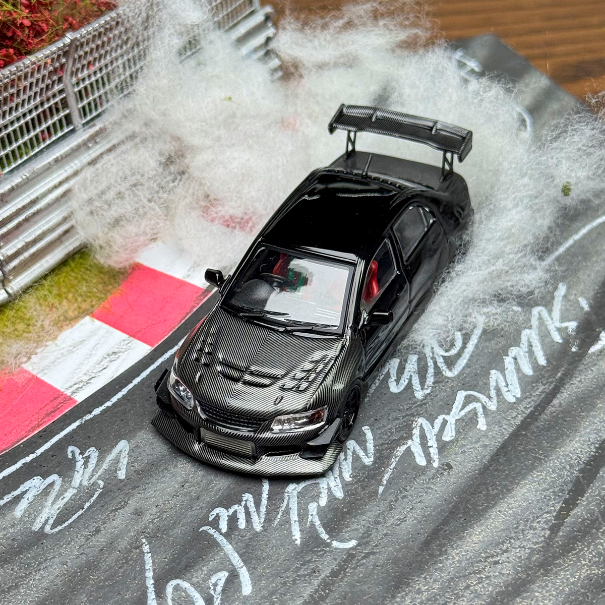 CM1：64三菱合金汽车模型