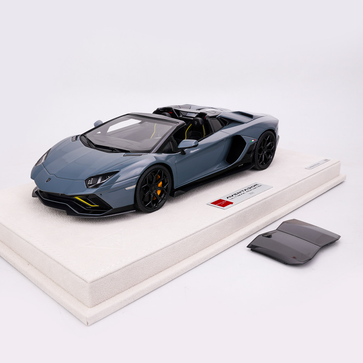 MAKEUP兰博基尼树脂118汽车模型