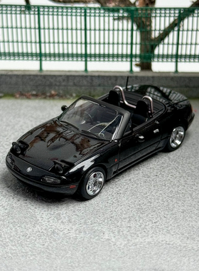 Micro Turbo 1:64 马自达MX5 Eunos Roadster 可翻灯合金汽车模型