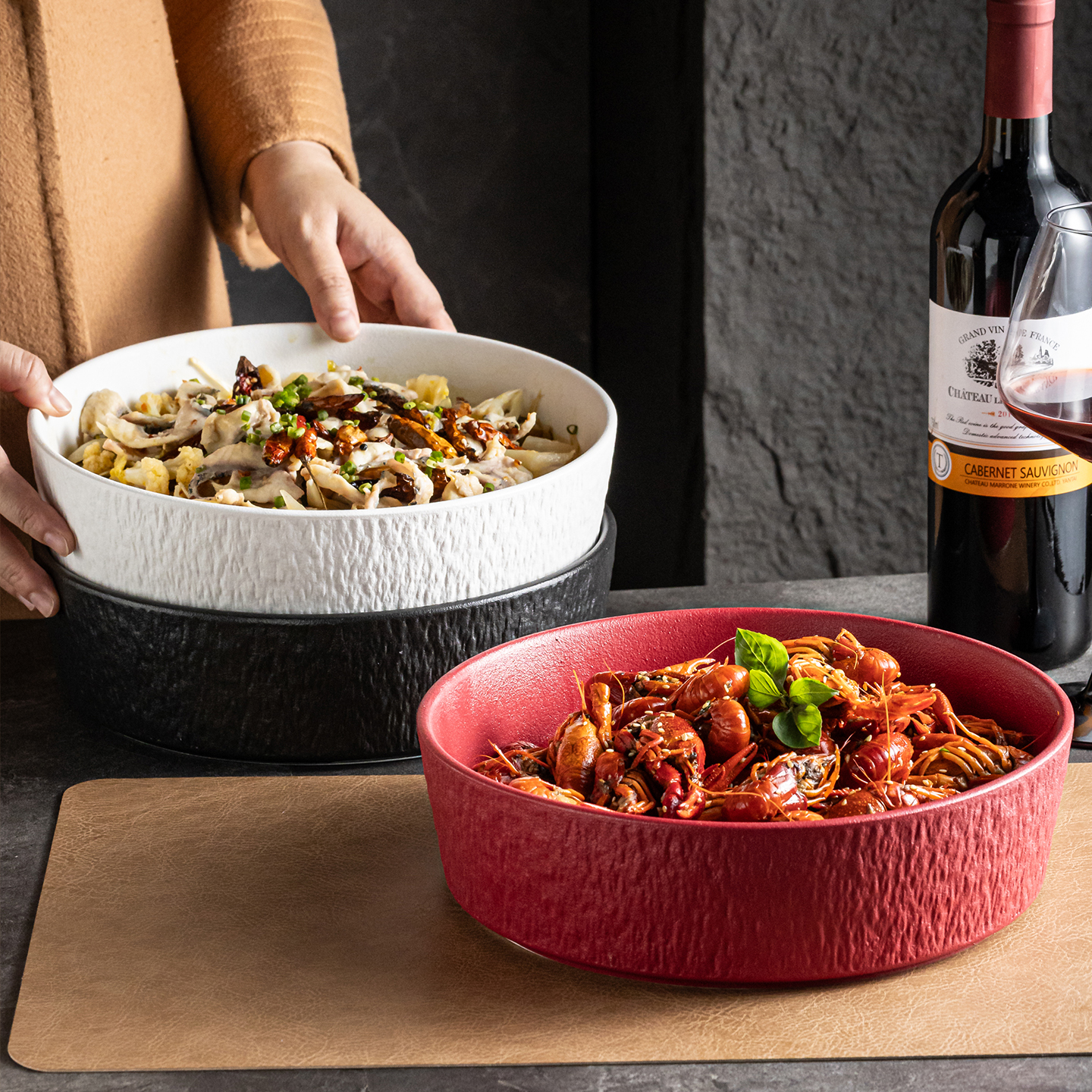 红色结婚碗盘餐具新年盘子创意麻辣小龙虾盘子干锅海鲜大盘牛肉碗