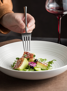 极简风高级感新款陶瓷盘深盘商用白色水果盘沙拉盘麻辣早餐盘汤盘