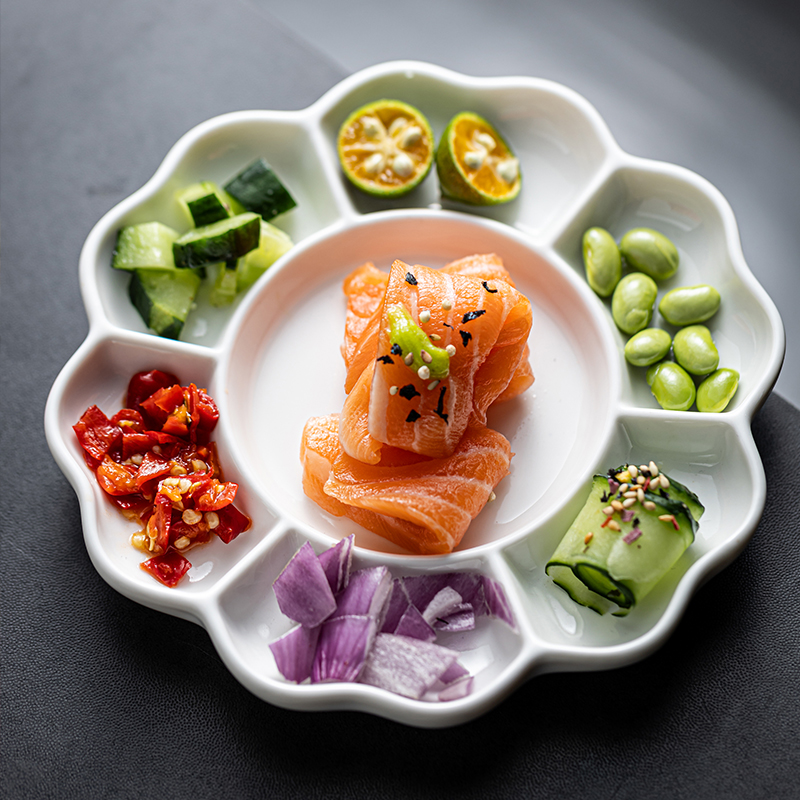 特色小盘餐桌精致配菜碟开胃菜盘碟小吃零食配料酱料碟盘分格盘子