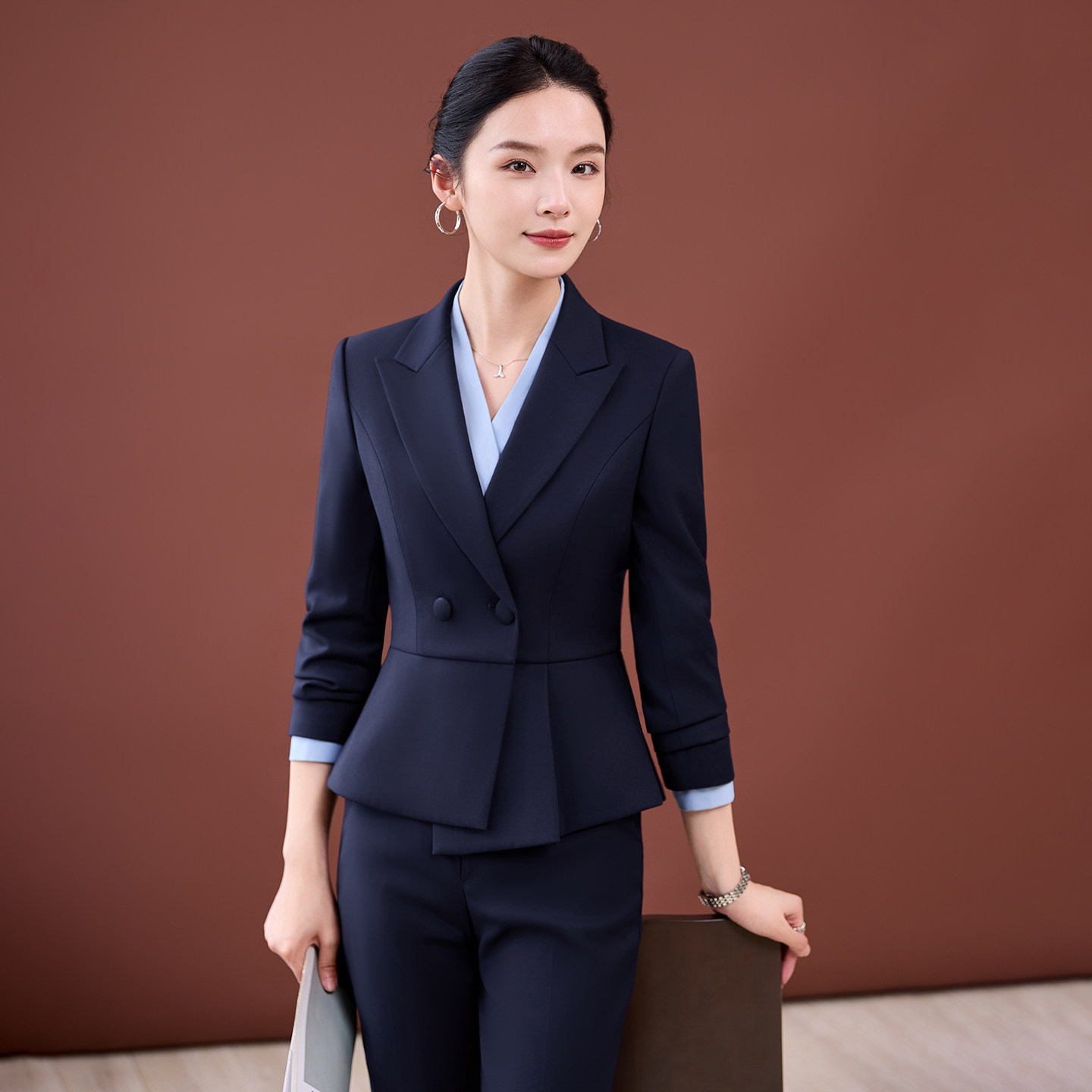 深蓝色西装女秋冬珠宝店工作服前职业女裙套装