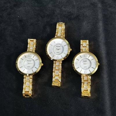 日本回流 vintage 中古女表金色镶钻日本原装机芯贝母表盘 收藏品