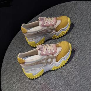 小白鞋女款2026新款爆款秋季厚底内增高单鞋显脚小浅口休闲运动鞋