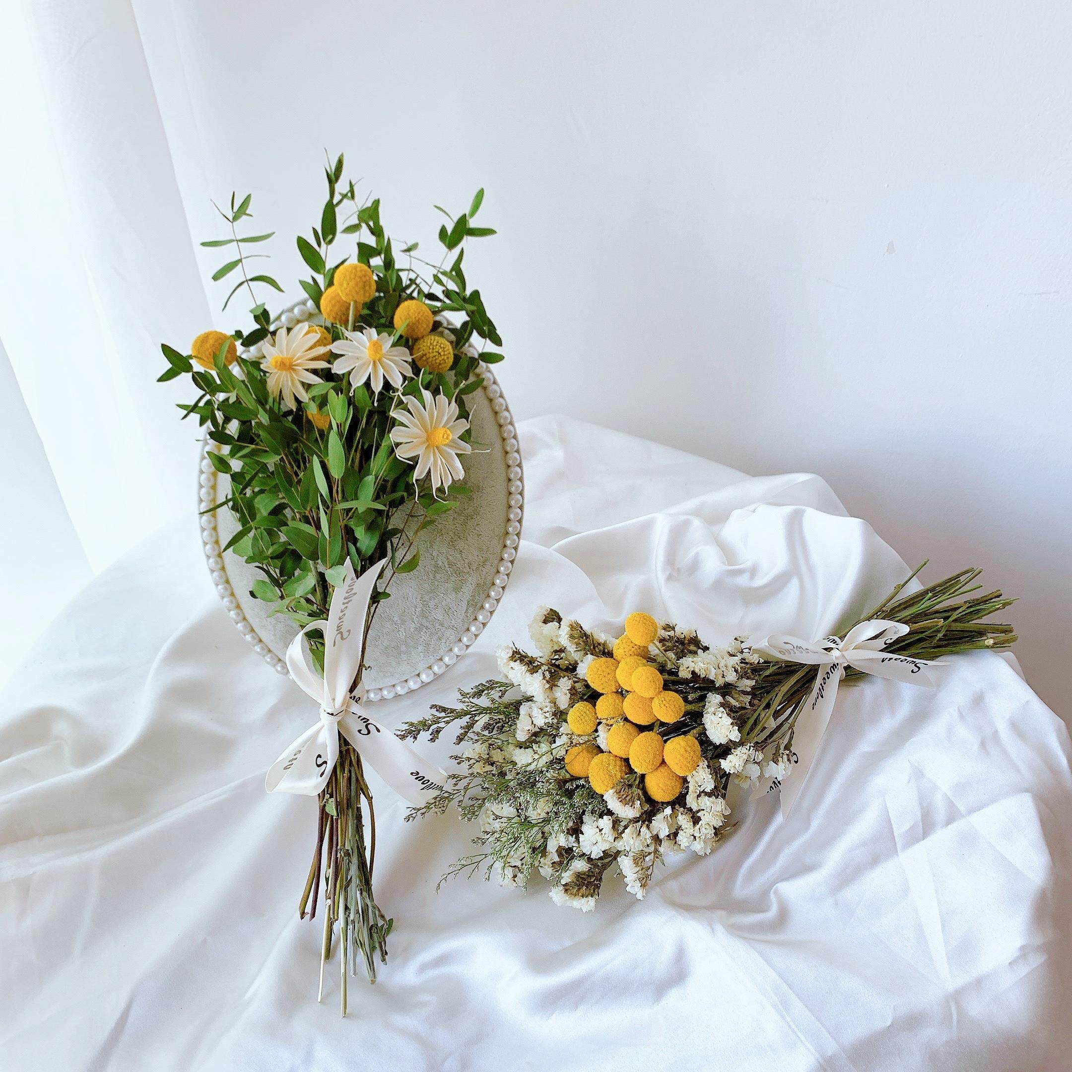 黄金球手拿干花花束真花尤加利约大气装饰摆件毕业拍照ins小清新