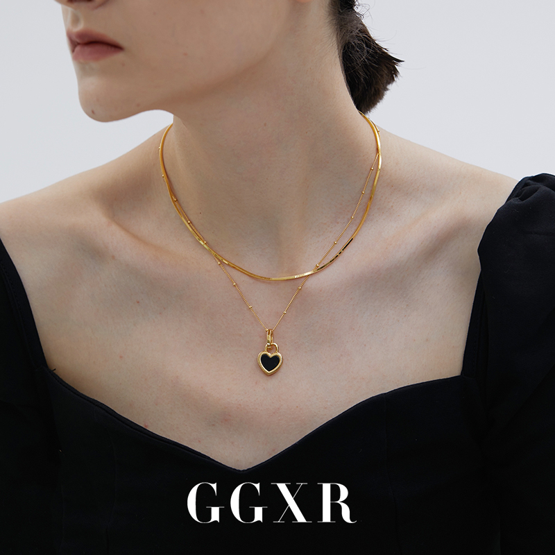 GGXR925银黑玛瑙正反爱心项链