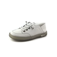 Белый серой