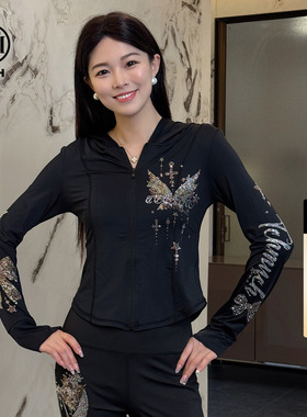 TCH烫钻时尚休闲修身夏季轻薄百防晒服外套上衣女T75B27E5017