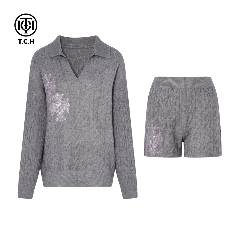 TCH私服烫钻25秋季新款老钱风时尚毛针织衫短裤套装女T75C07E1081