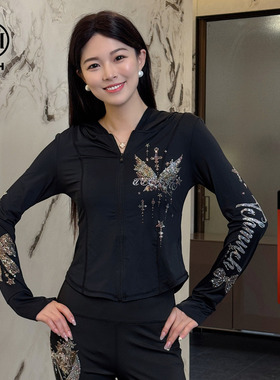 TCH烫钻时尚休闲修身夏季轻薄百防晒服外套上衣女T75B27E5017