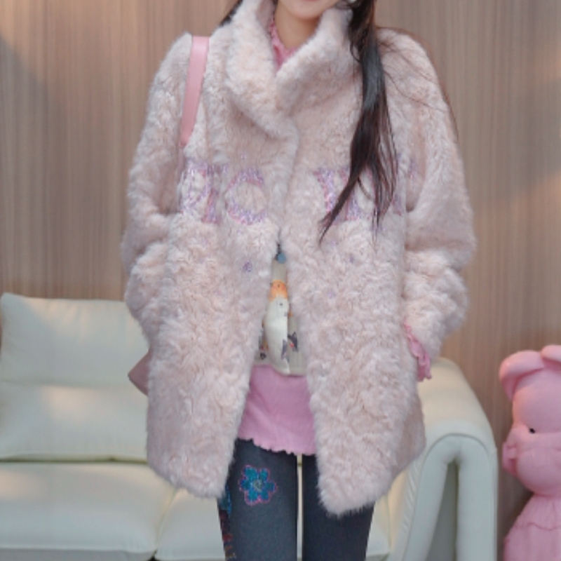 TCH私服2025冬季新款氛围感烫钻时尚保暖毛毛外套女T75D05E1007