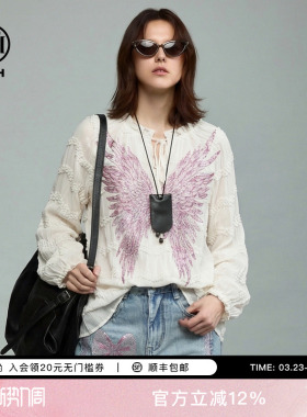 TCH温柔风仙女米白色打底衫女烫钻翅膀设计感叠穿上衣T78A02E1036