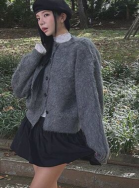 六1125韩国正品61666 针织衫区韩版简洁可爱都市冬季复古正品修身