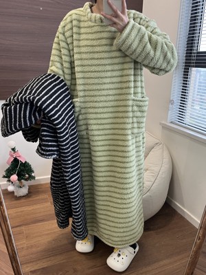 行走的大被子加厚加绒冬季睡衣家居服保暖睡裙睡袍女条纹宽松保暖