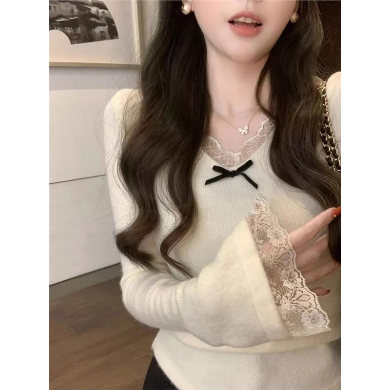 小香风蕾丝花边v领针织春秋打底衫女喇叭袖冬季磨毛加厚上衣