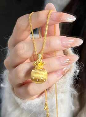金店同款古法沙金拉丝暴富小福袋项链女高级感轻奢小众吊坠毛衣链