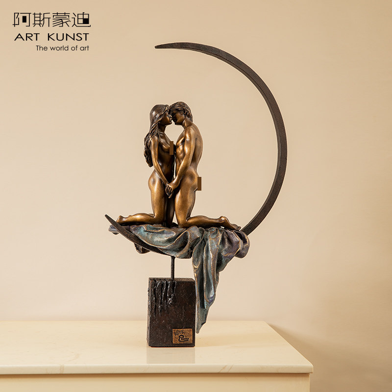 西班牙青铜雕塑恋人结婚礼物纪念日情人节高档进口限量版家居摆件