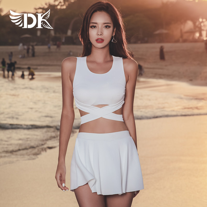 DK裙式性感聚拢保守显瘦游泳衣