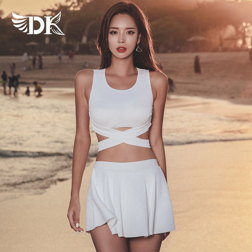 DK分体式泳衣女款绝美高级感
