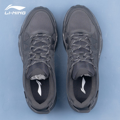 李宁男鞋跑步鞋新款高达跑鞋