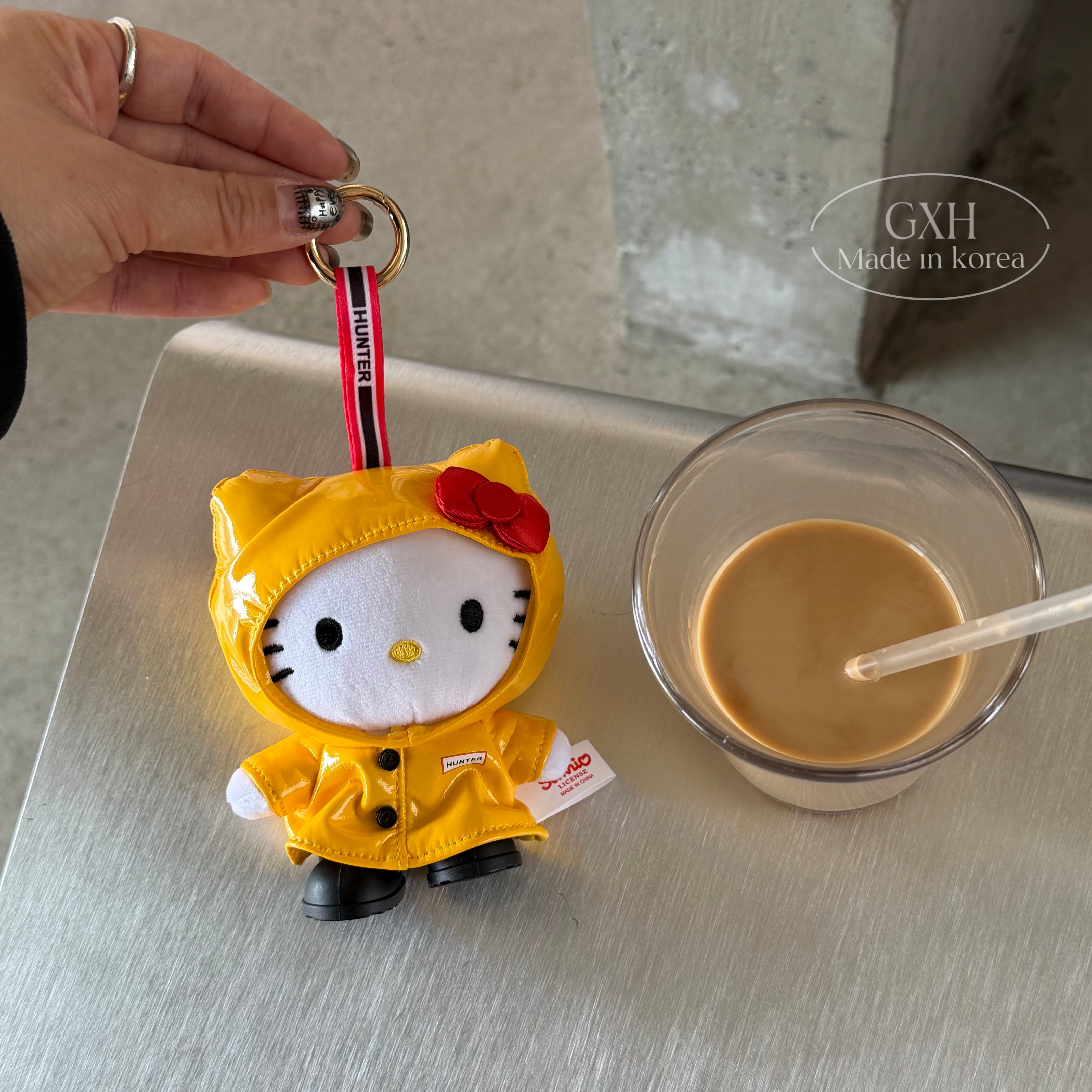 Hunter联名黄色雨衣Kitty包挂件图片
