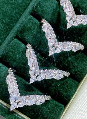 时尚百搭气质大V唯美浪漫深V形