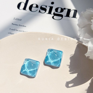 夏天湖水蓝水波纹ins风耳环正方形水立方淡绿清新耳钉蚊香盘耳夹