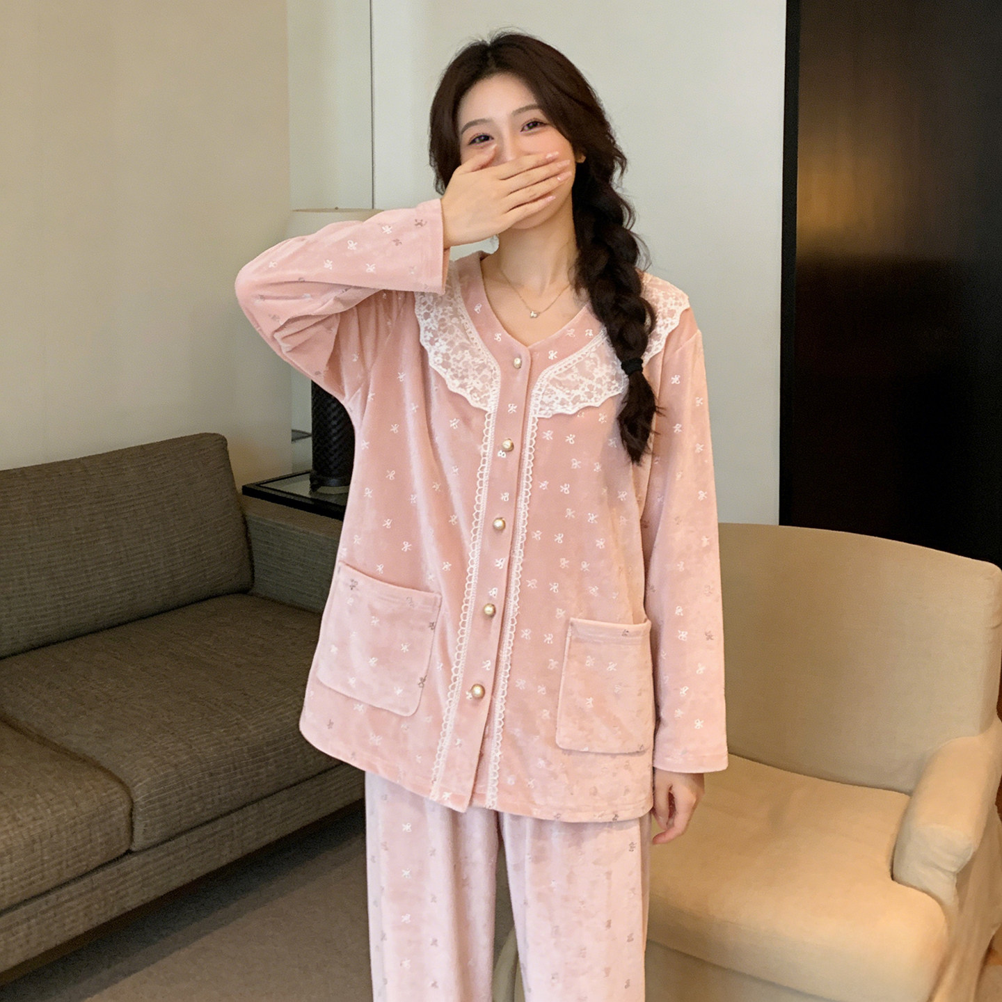 金丝绒睡衣女款秋春2026新款高级感四季通用漂亮出门长裤家居服